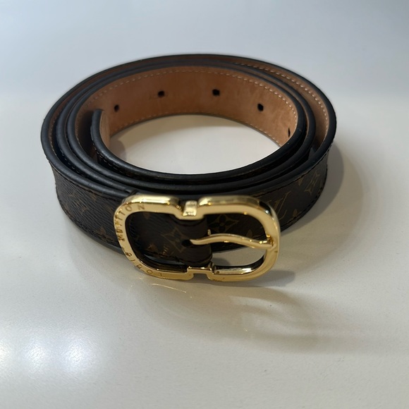 Louis Vuitton belt - Picture 1 of 6